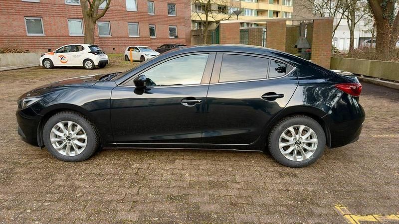 Gebraucht Mazda 3 Sports-Line 150 PS (110 kW) 2015 Schwarz Limousine