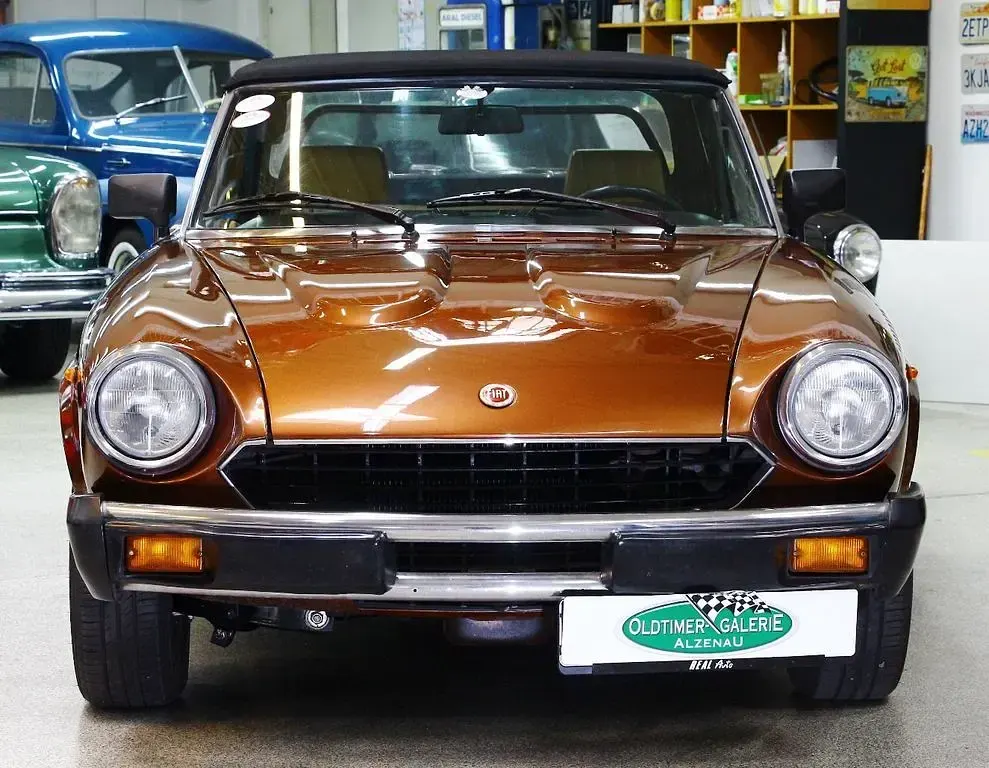Gebraucht Fiat 124 Spider 105 PS (77 kW) 1981 856 / f marrone Cabrio