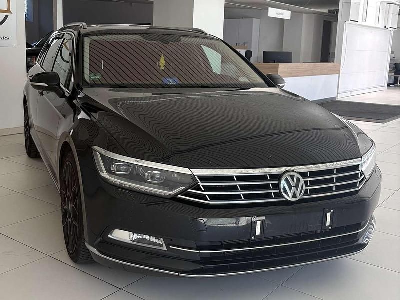 Gebraucht VW Passat Highline 239 PS (175 kW) 2014 Schwarz Kombi