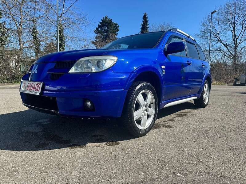 Royalblau (p) Gebraucht 2005 Mitsubishi Outlander Intense SUV | 2.950 € (Guter Preis) - Bild 1/4