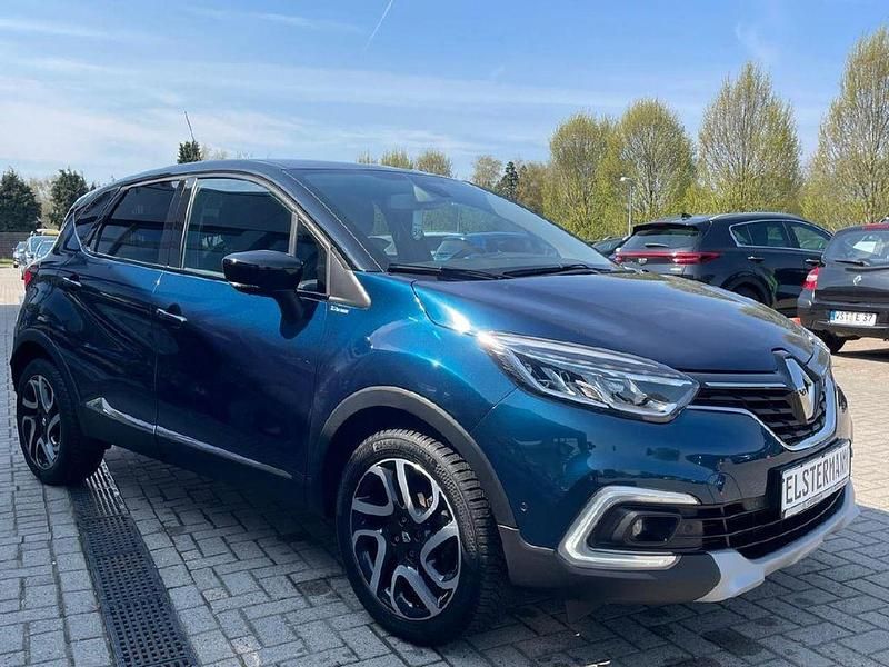 Gebraucht Renault Captur Collection 150 PS (110 kW) 2019 Blau rqq + schwarz gne SUV