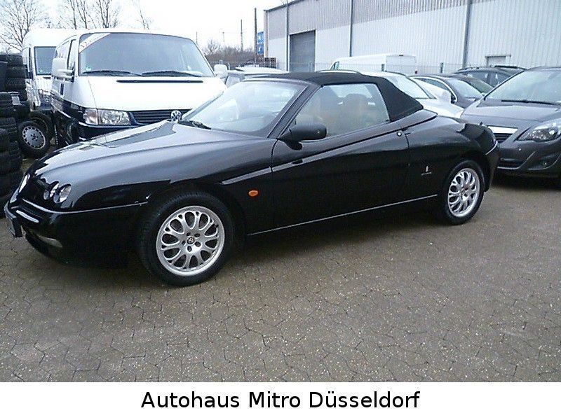 Schwarz Gebraucht 2001 Alfa Romeo Spider Cabrio | 7.988 € (Guter Preis) - Bild 1/4