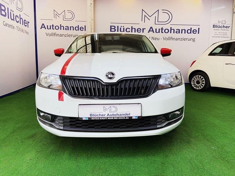 Gebraucht Skoda Rapid 95 PS (69 kW) 2019 Chalk white rot (metallic) Kleinwagen