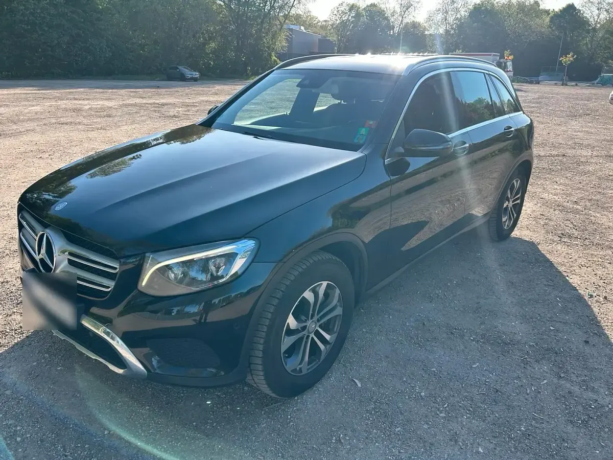 Gebraucht Mercedes GLC220 185 PS (136 kW) 2016 Schwarz SUV