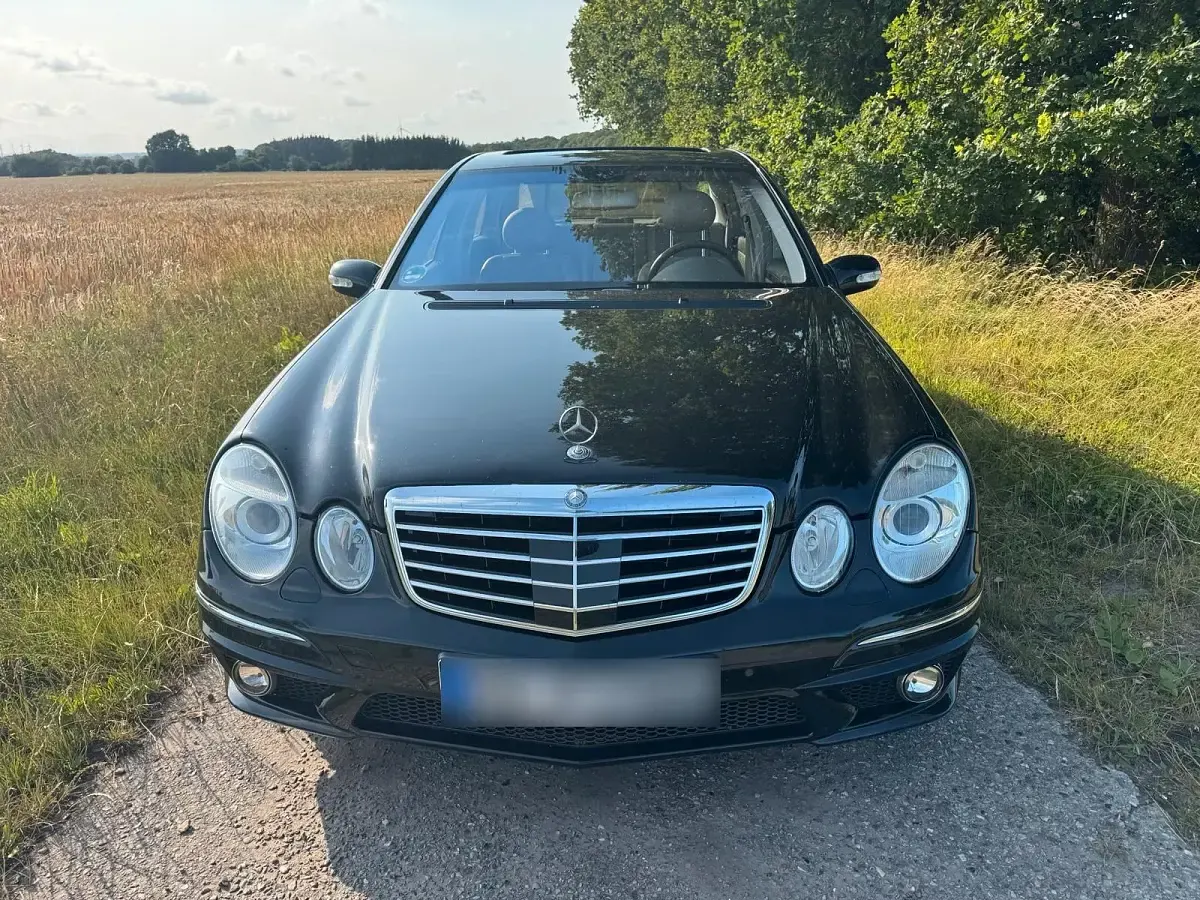 Gebraucht Mercedes E500 306 PS (225 kW) 2003 Limousine