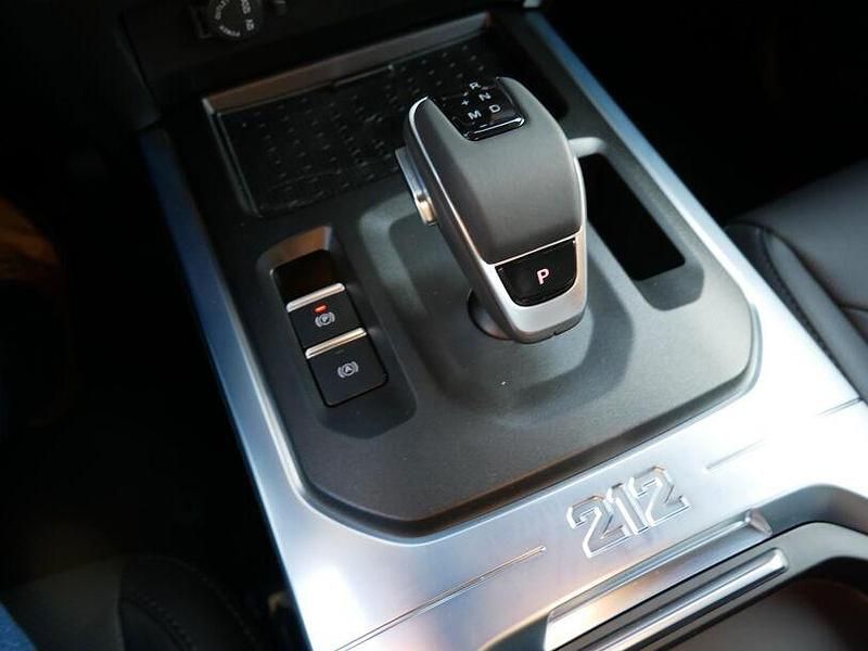 Gebraucht BAW 212 166 PS (122 kW) 2026 Schwarz SUV