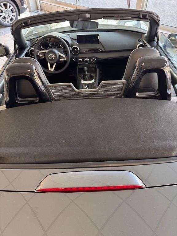 Neu Mazda MX5 184 PS (135 kW) 2025 Grau Cabrio