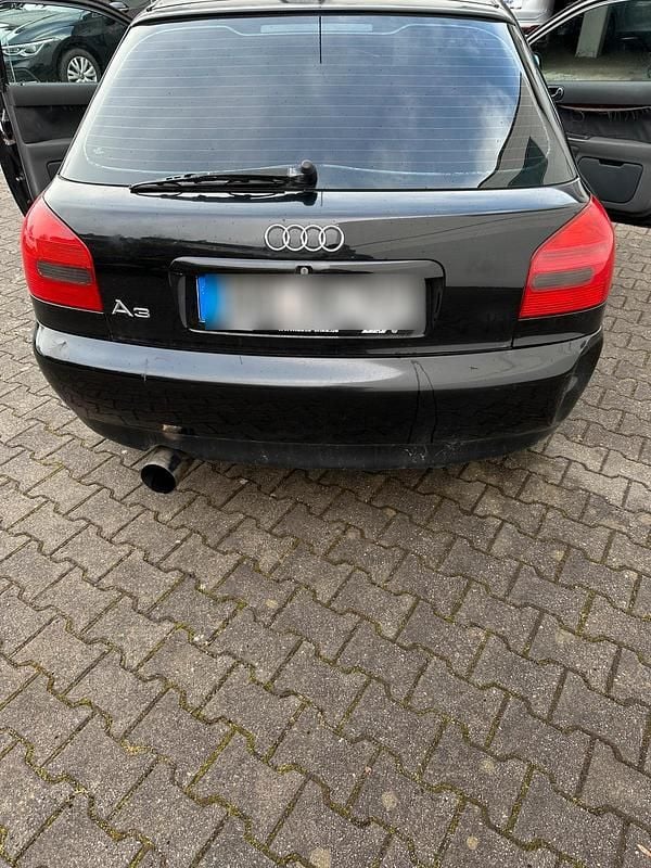Gebraucht Audi A3 101 PS (74 kW) 1998 Schwarz Kleinwagen