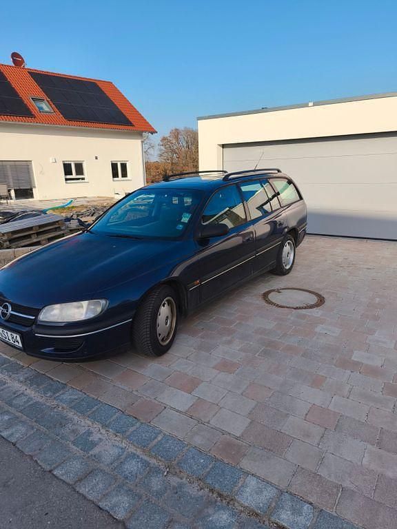 Gebraucht Opel Omega 136 PS (100 kW) 1997 Blau Limousine