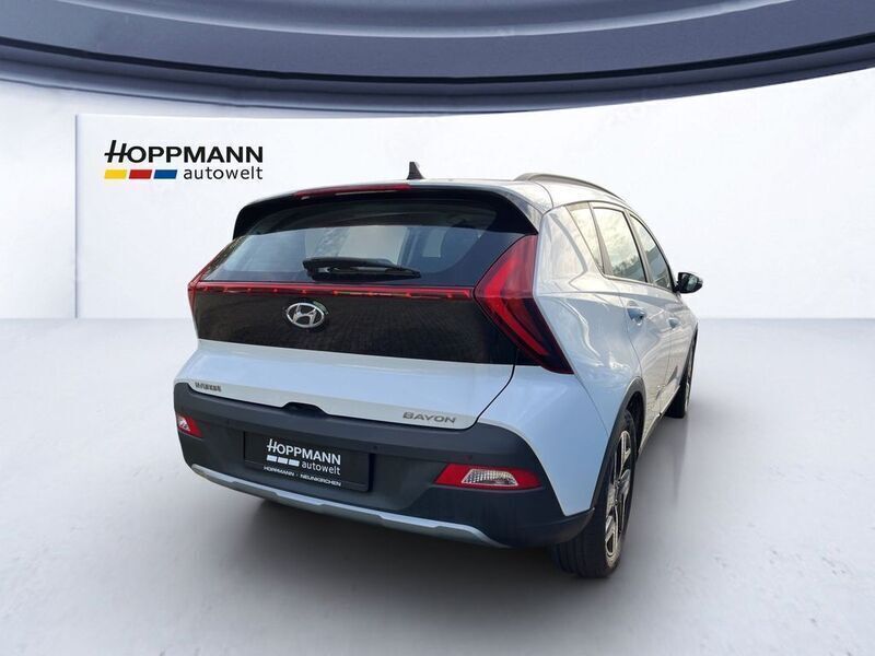 Gebraucht Hyundai Bayon Intro Edition 101 PS (74 kW) 2021 Weiß SUV