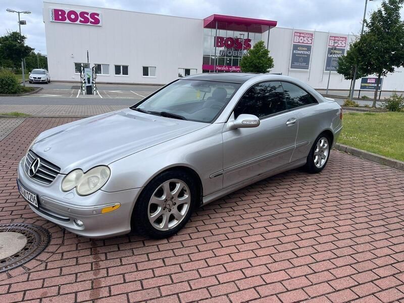 Grau Gebraucht 2004 Mercedes CLK200 Coupé | 3.499 € (Superpreis) - Bild 1/4