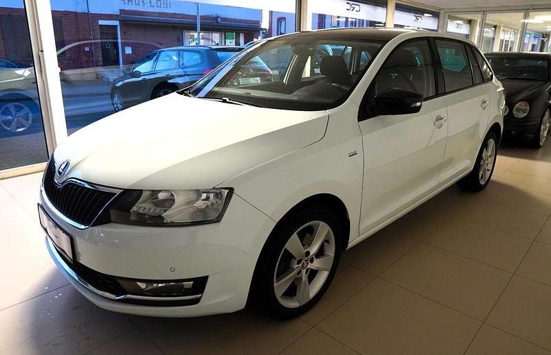 Weiß Gebraucht 2018 Skoda Rapid Clever Limousine | 12.490 € (Fairer Preis) - Bild 1/3