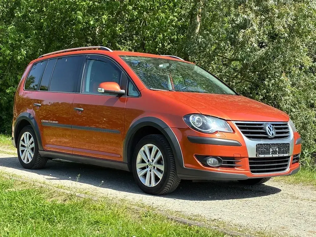 Gebraucht VW Touran Cross 140 PS (102 kW) 2008 Orange Van / Kleinbus