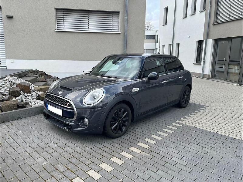 Second-hand Mini Cooper S 192 CP (141 kW) 2016 Negru Hatchback
