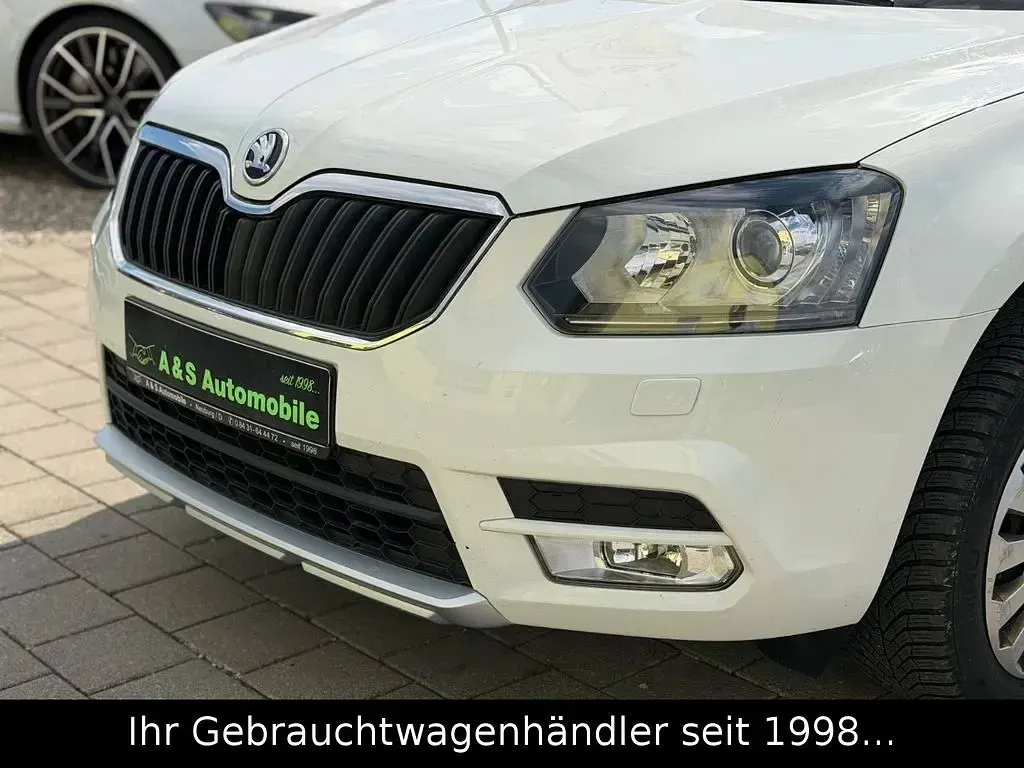 Gebraucht Skoda Yeti Drive 110 PS (80 kW) 2017 Pure weiss SUV
