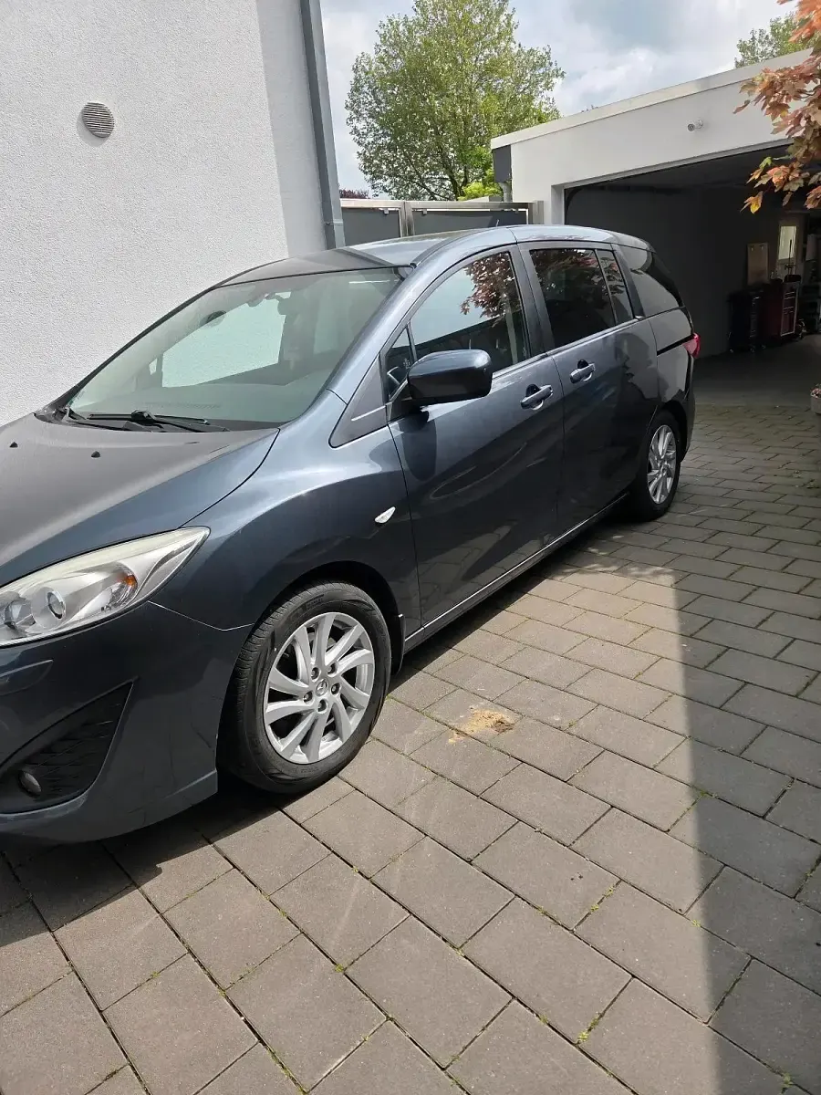 Gebraucht Mazda 5 116 PS (85 kW) 2012 Grau Van / Kleinbus