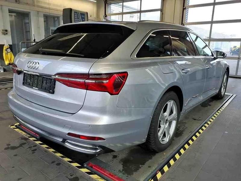 Gebraucht Audi A6 Sport 204 PS (150 kW) 2022 Florettsilber metallic Kombi