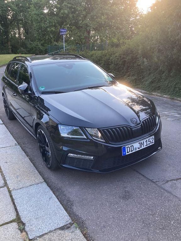 Gebraucht Skoda Octavia RS 184 PS (135 kW) 2018 Schwarz Kombi