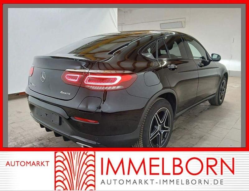 Schwarz Gebraucht 2021 Mercedes GLC300e AMG Coupé | 42.980 € (Guter Preis) - Bild 1/4