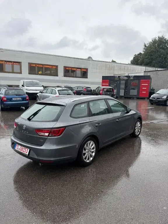 Gebraucht Seat Leon ST Style 105 PS (77 kW) 2014 Grau Kombi