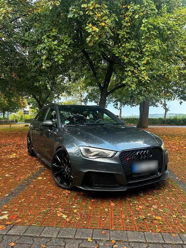 Gebraucht Audi RS3 Sport 367 PS (269 kW) 2016 Grau Limousine
