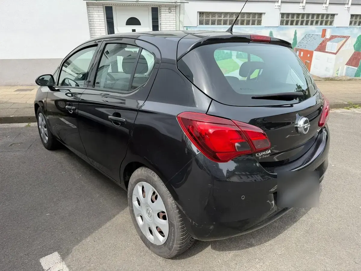 Gebraucht Opel Corsa 95 PS (69 kW) 2015 Schwarz Kleinwagen