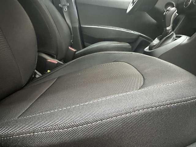 Grau metallic Gebraucht 2019 Hyundai i10 Trend Kleinwagen | 12.730 € (Fairer Preis) - Bild 1/4