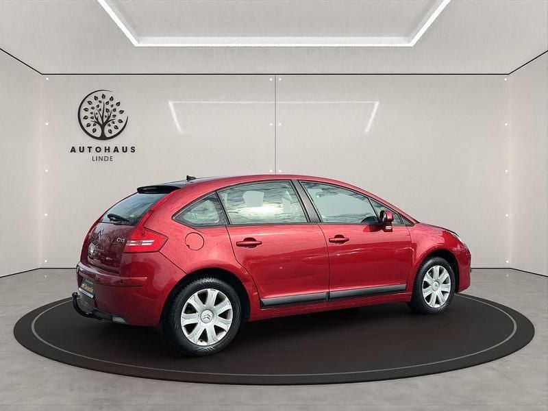 Gebraucht Citroën C4 Tendance 120 PS (88 kW) 2009 Rot Limousine