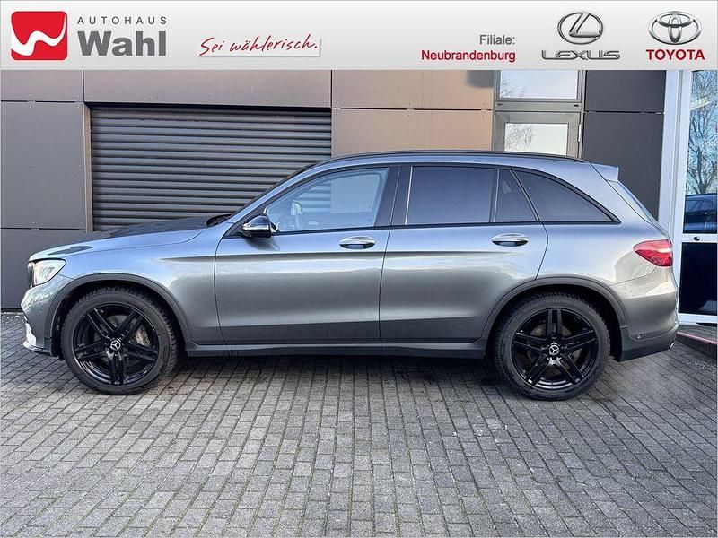 Gebraucht Mercedes GLC350 AMG line 258 PS (189 kW) 2018 Selenitgrau SUV
