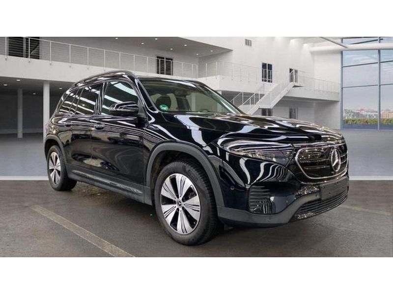 Gebraucht Mercedes EQB250 Night 139 kW (190 PS) 2022 Nachtschwarz SUV