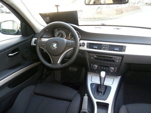 Gebraucht BMW 320 Comfort Edition 170 PS (125 kW) 2008 Schwarz Limousine