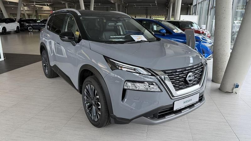 Grau Neu 2025 Nissan X-Trail N-Connecta SUV | 39.990 € - Bild 1/4