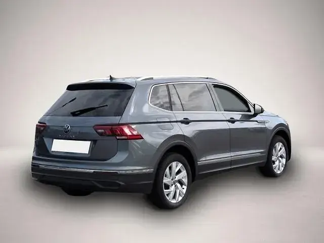 Gebraucht VW Tiguan Allspace Life 150 PS (110 kW) 2024 Manufacturer SUV