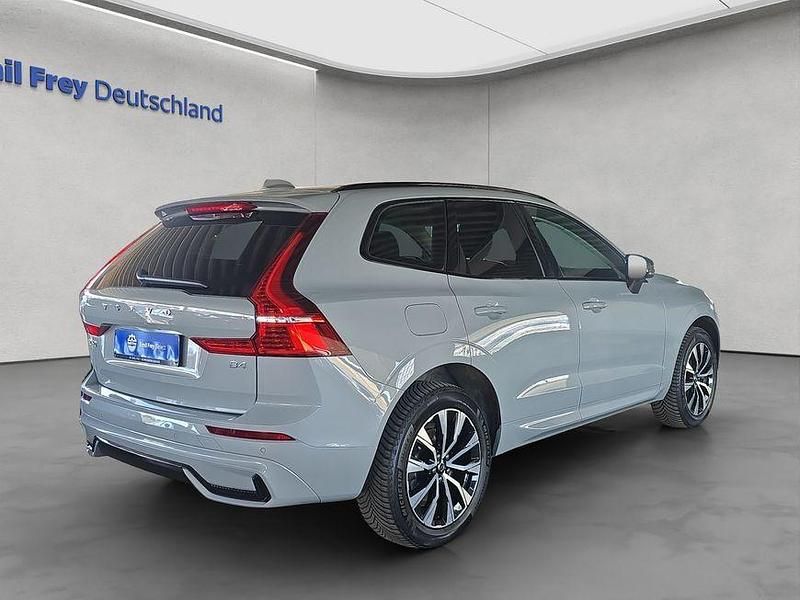 Gebraucht Volvo XC60 Plus 197 PS (144 kW) 2024 Grau SUV