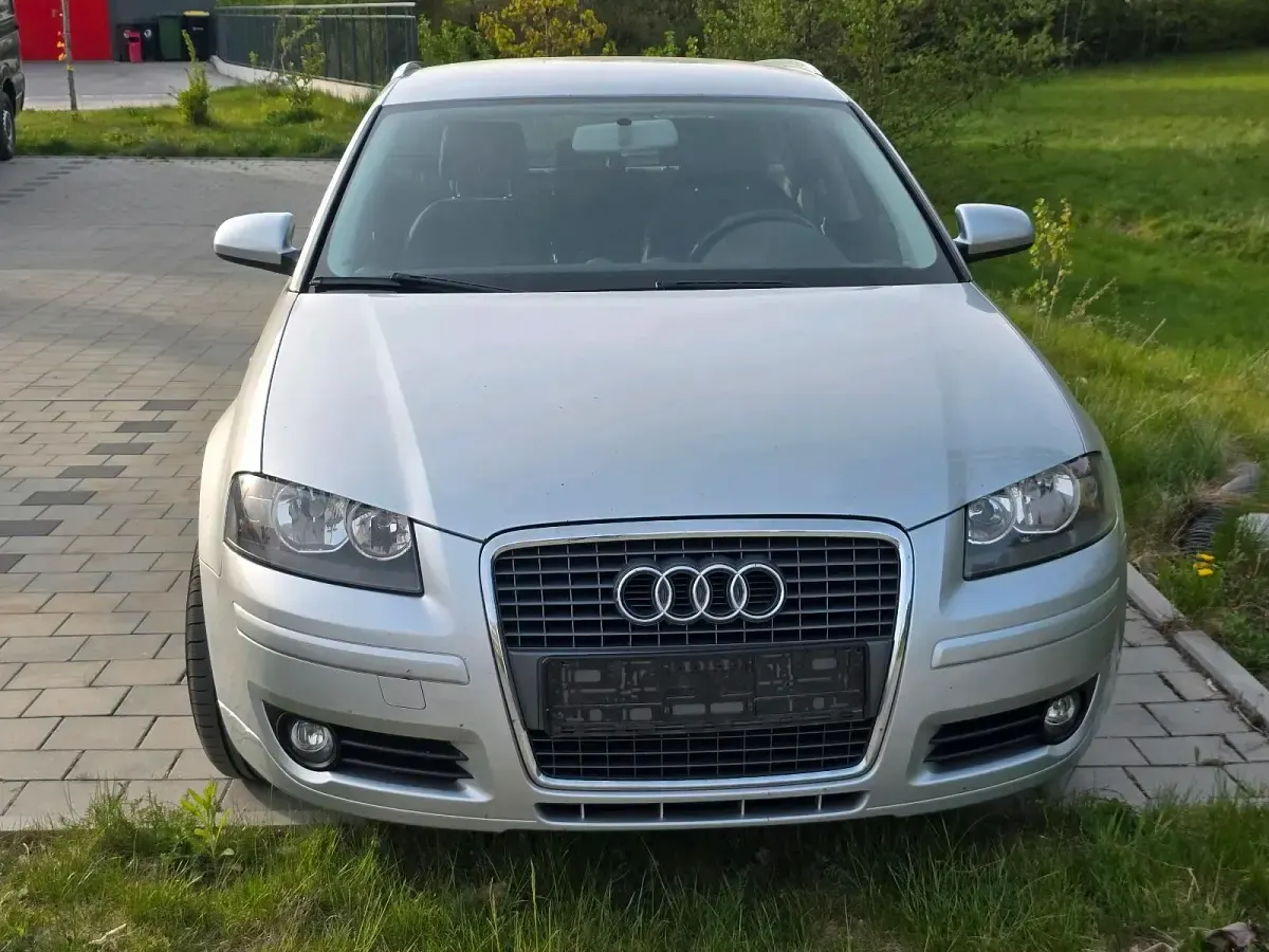 Usata Audi A3 105 CV (77 kW) 2007 Argento Utilitaria