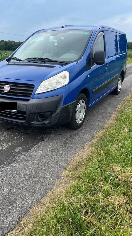 Blau Gebraucht 2010 Fiat Scudo Van / Kleinbus | 3.750 € - Bild 1/4