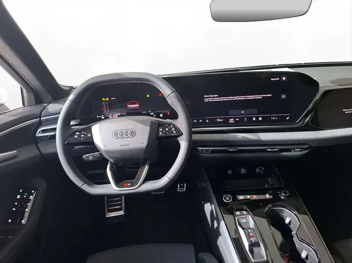 Gebraucht Audi A5 Ambiente 299 PS (219 kW) 2025 Weiß Limousine