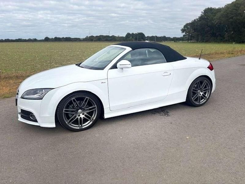 Weiß Gebraucht 2013 Audi TT Roadster S-Line Cabrio | 16.299 € (Fairer Preis) - Bild 1/4