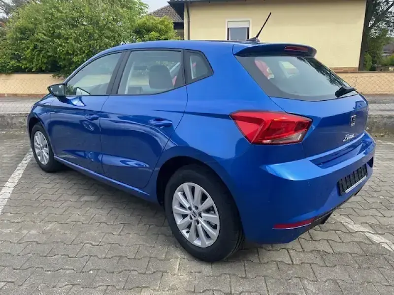 Gebraucht Seat Ibiza Style Plus 110 PS (80 kW) 2024 Blau Kleinwagen