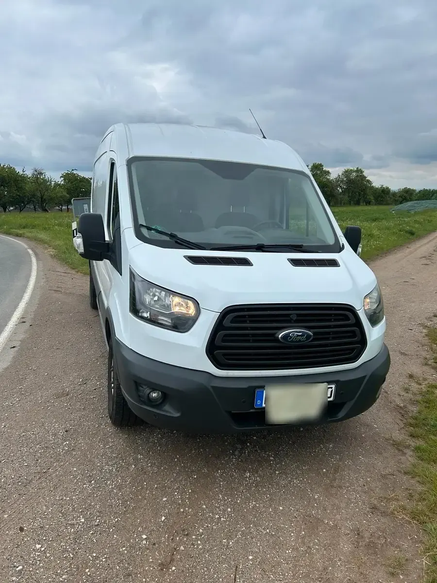 Gebraucht Ford Transit 130 PS (95 kW) 2016 Weiß Van / Kleinbus