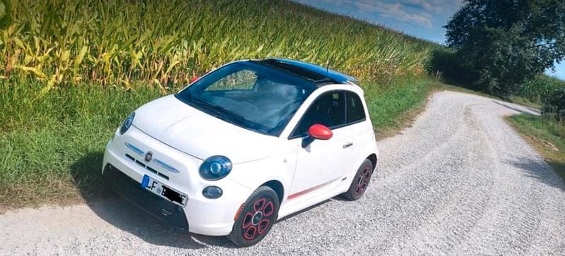Weiß Gebraucht 2016 Fiat 500e Kleinwagen | 8.800 € (Fairer Preis) - Bild 1/4