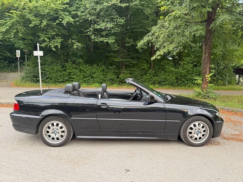 Schwarz Gebraucht 2005 BMW 320 Cabriolet M Sport Cabrio | 4.999 € (Guter Preis) - Bild 1/4