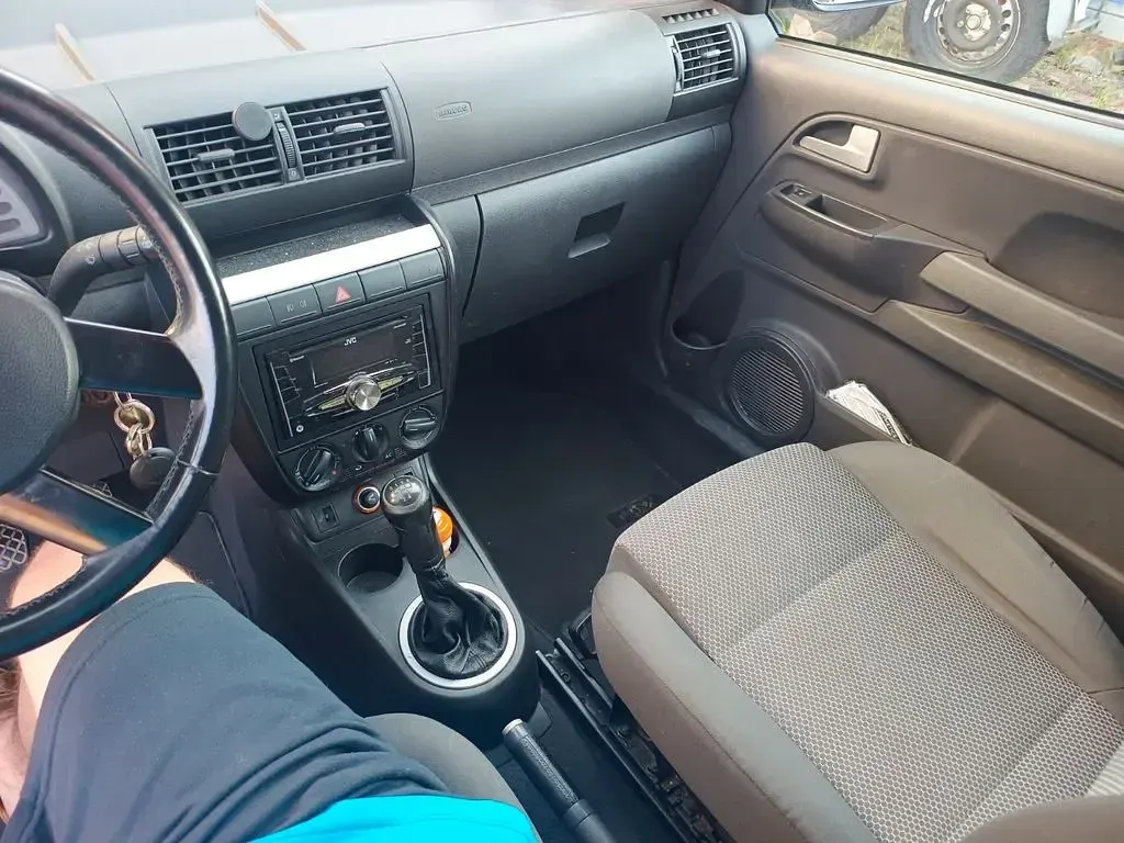 Gebraucht VW Fox 75 PS (55 kW) 2006 Schwarz Kleinwagen