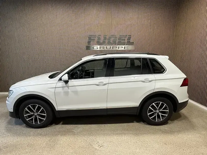 Gebraucht VW Tiguan Comfortline 131 PS (96 kW) 2020 Pure white SUV