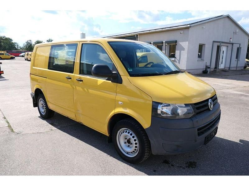 Gebraucht VW Transporter 84 PS (61 kW) 2012 Ginstergelb r1032 Van