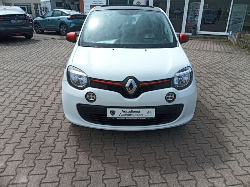 Weiss Gebraucht 2015 Renault Twingo Dynamique Kleinwagen | 7.990 € (Etwas zu teuer) - Bild 1/4