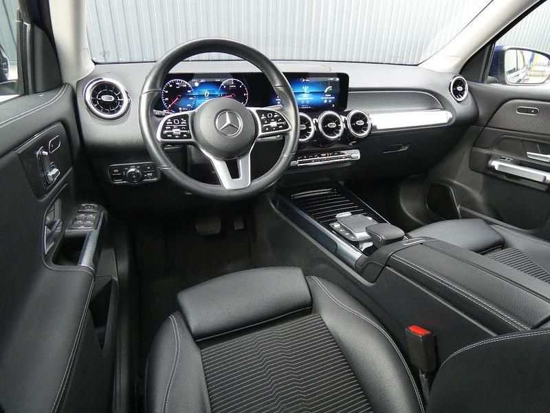 Gebraucht Mercedes GLB220 190 PS (139 kW) 2021 Galaxyblau SUV