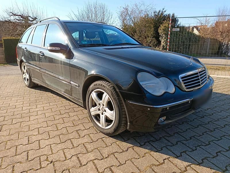 Gebraucht Mercedes C320 Avantgarde 224 PS (164 kW) 2001 Schwarz Kombi