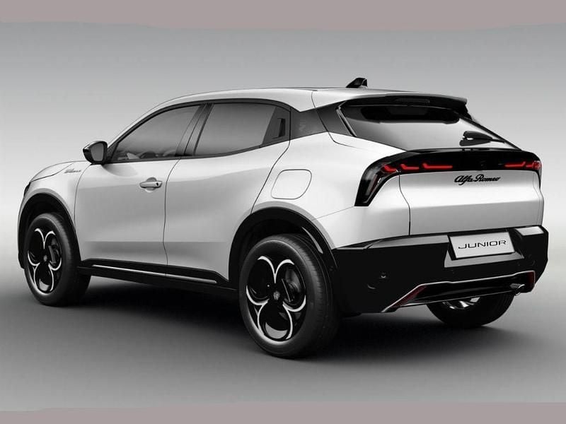 Weiss Neu 2026 Alfa Romeo GT Junior Edizione Speciale SUV | 31.590 € (Guter Preis) - Bild 1/4