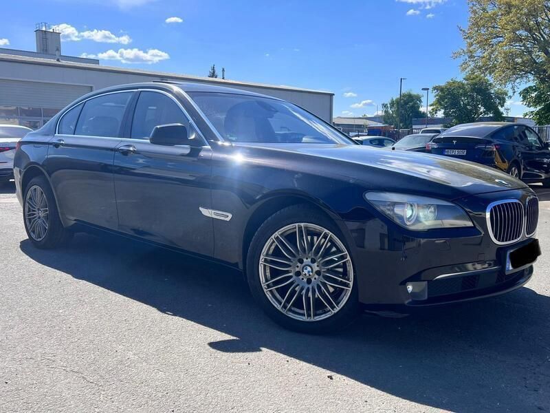 Schwarz Gebraucht 2012 BMW 730L M Sport Limousine | 15.500 € - Bild 1/4